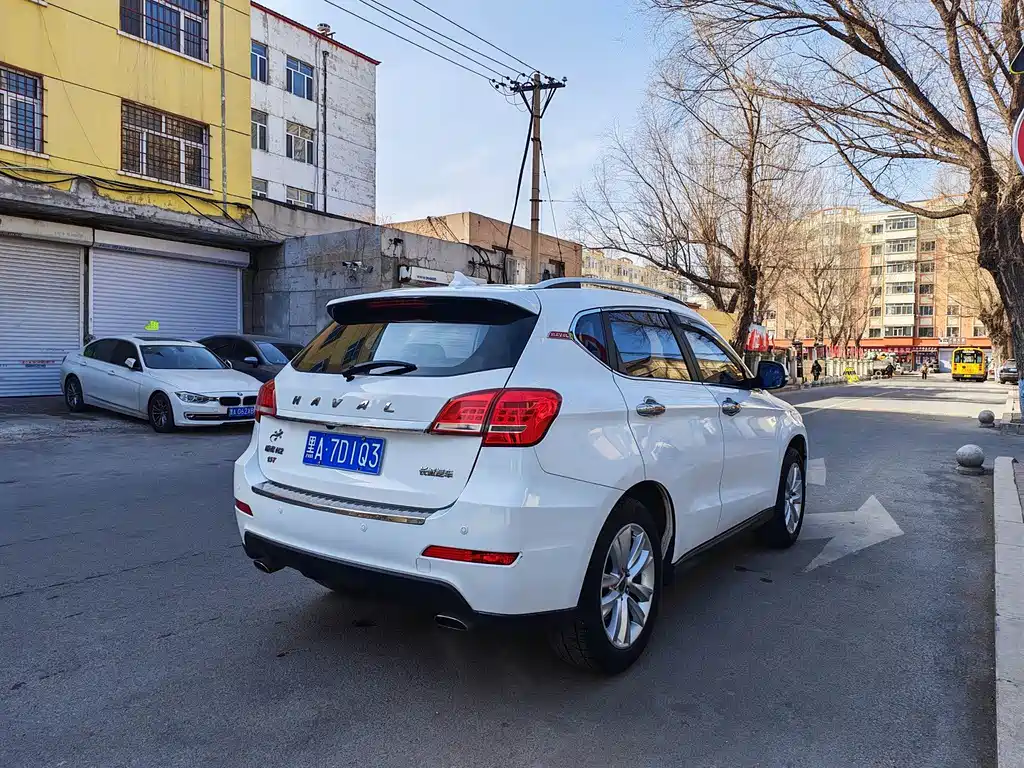 Haval H2 Red Label 1.5 T Manual 2 WD Distinguished
