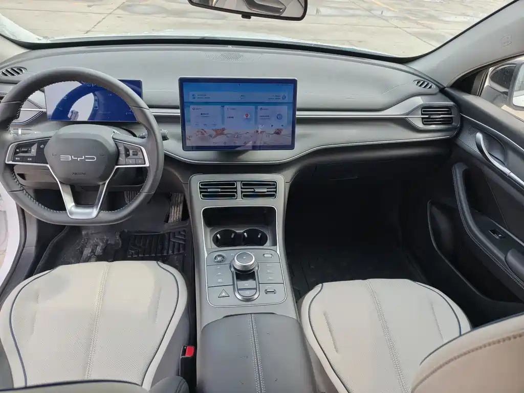 Destroyer 05 Glory DM-i 55 KM Luxury