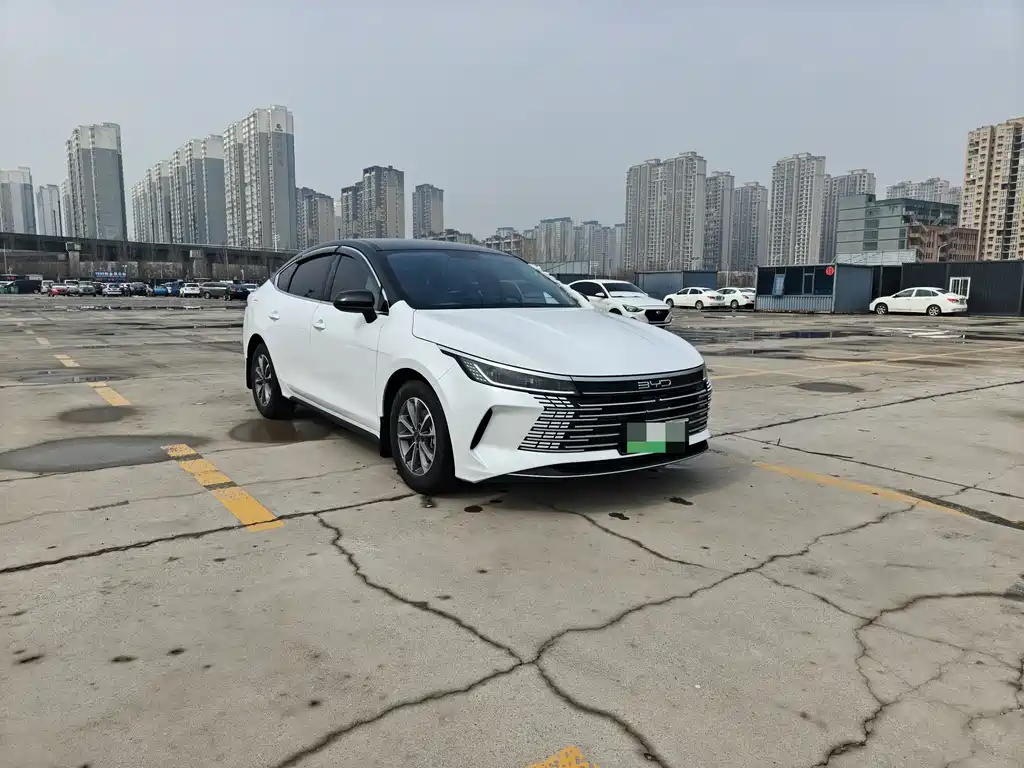 Destroyer 05 Glory DM-i 55 KM Luxury