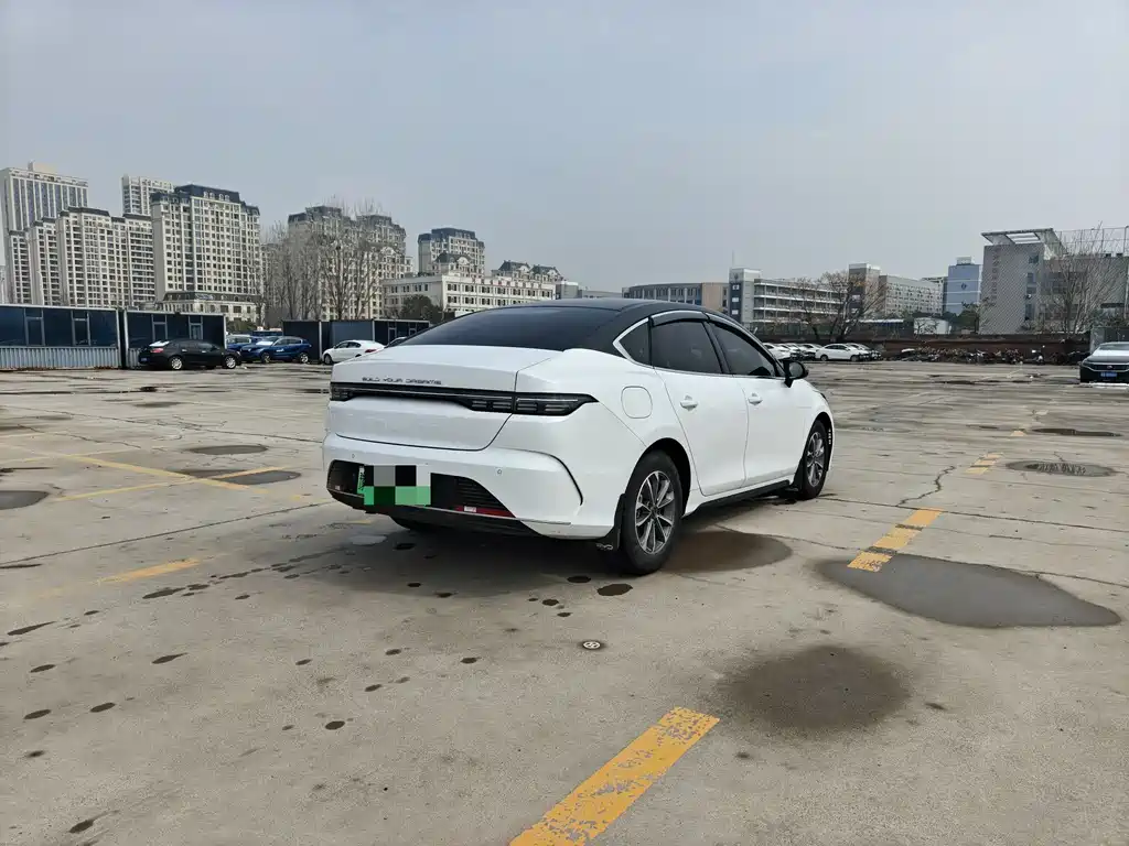 Destroyer 05 Glory DM-i 55 KM Luxury