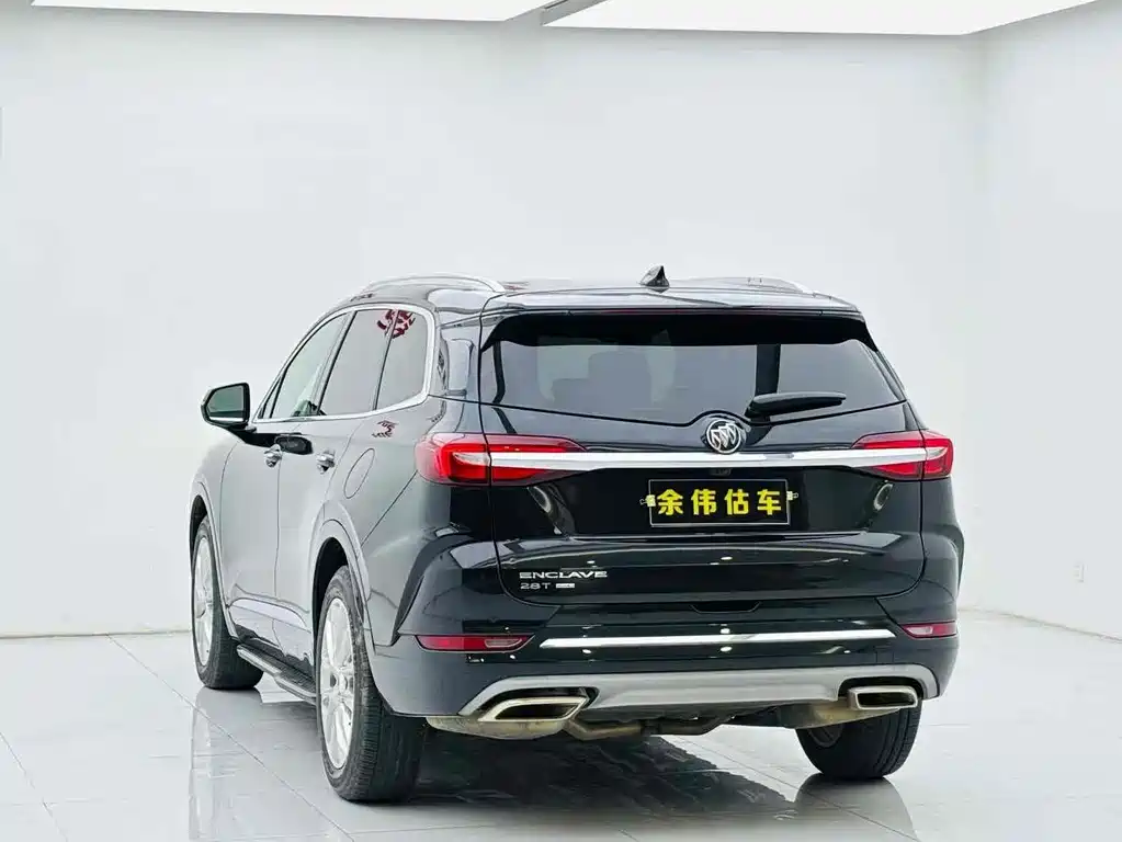 Enclave 28 T 4 WD Premium Flagship