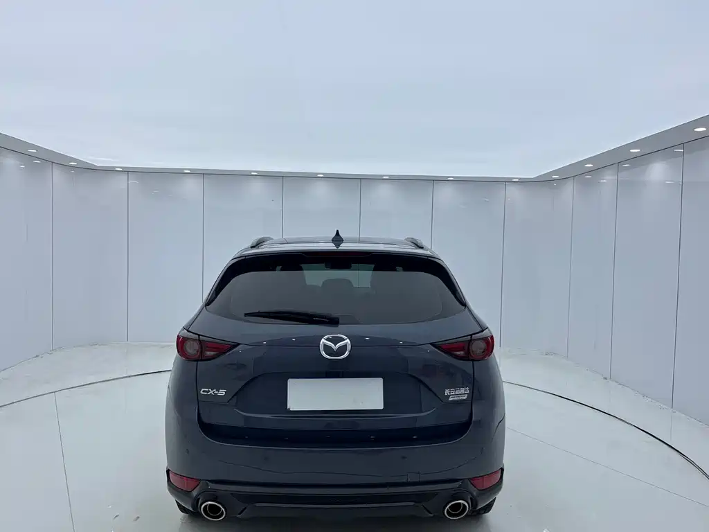 Mazda CX-5 2.0 L Auto 2 WD Black Knight