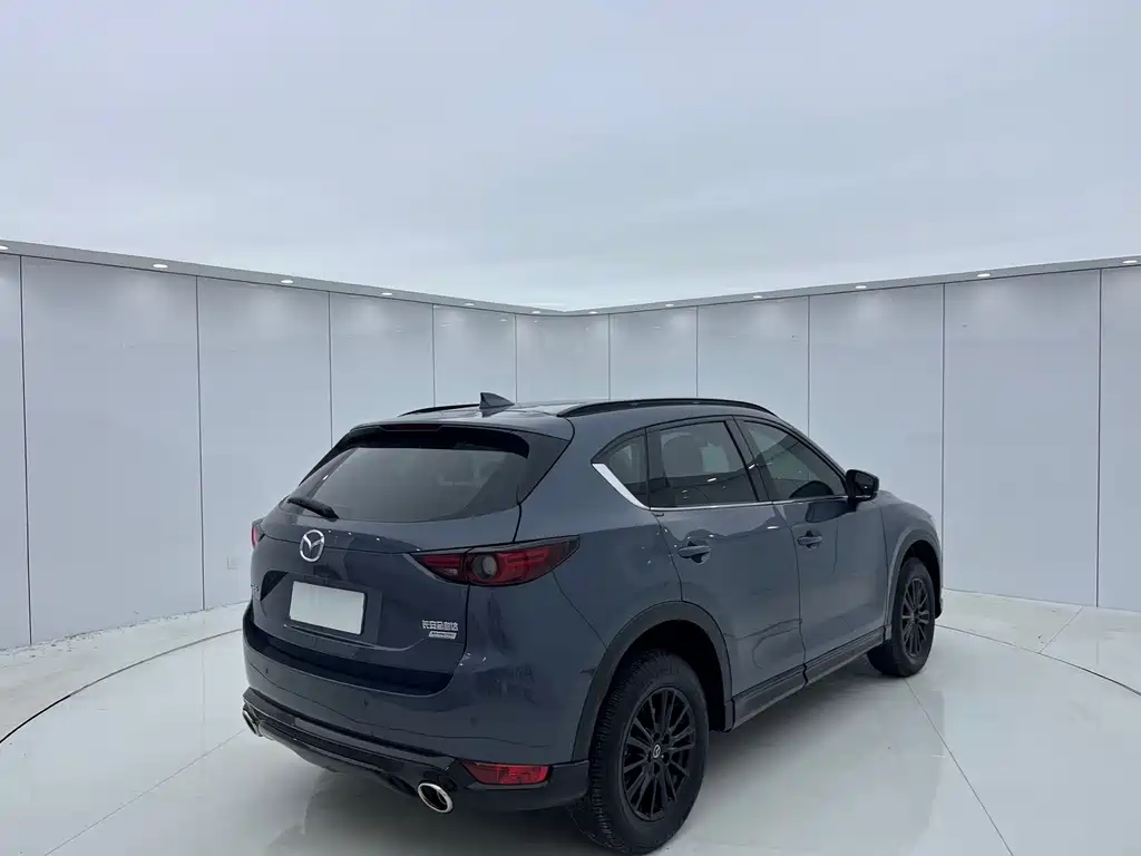 Mazda CX-5 2.0 L Auto 2 WD Black Knight