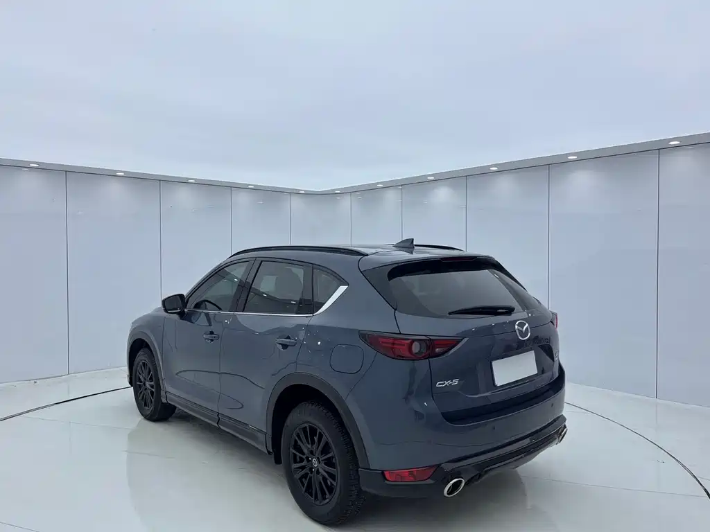 Mazda CX-5 2.0 L Auto 2 WD Black Knight