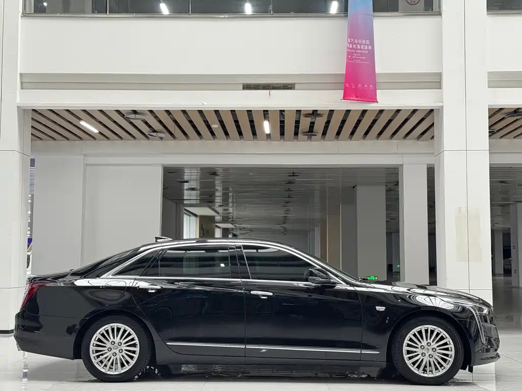 Cadillac CT6 28 T Elite