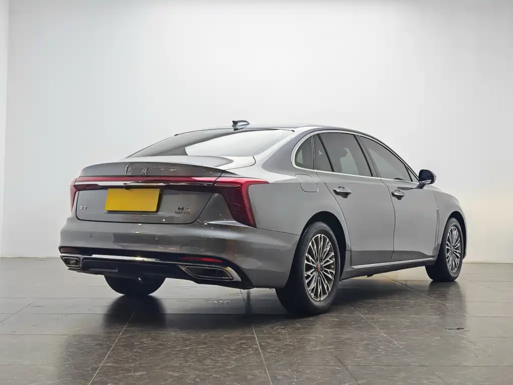Hongqi H5 2.0 T Auto Connected Flagship Enjoyment