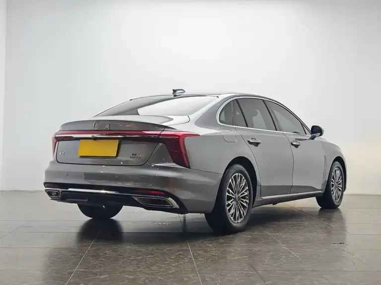 Hongqi H5 2.0 T Auto Connected Flagship Enjoyment