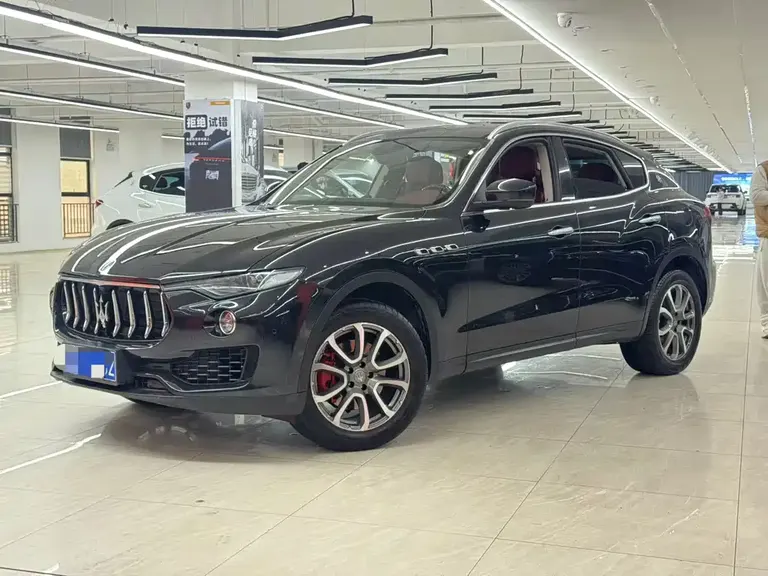 Maserati Levante 3.0 T Standard