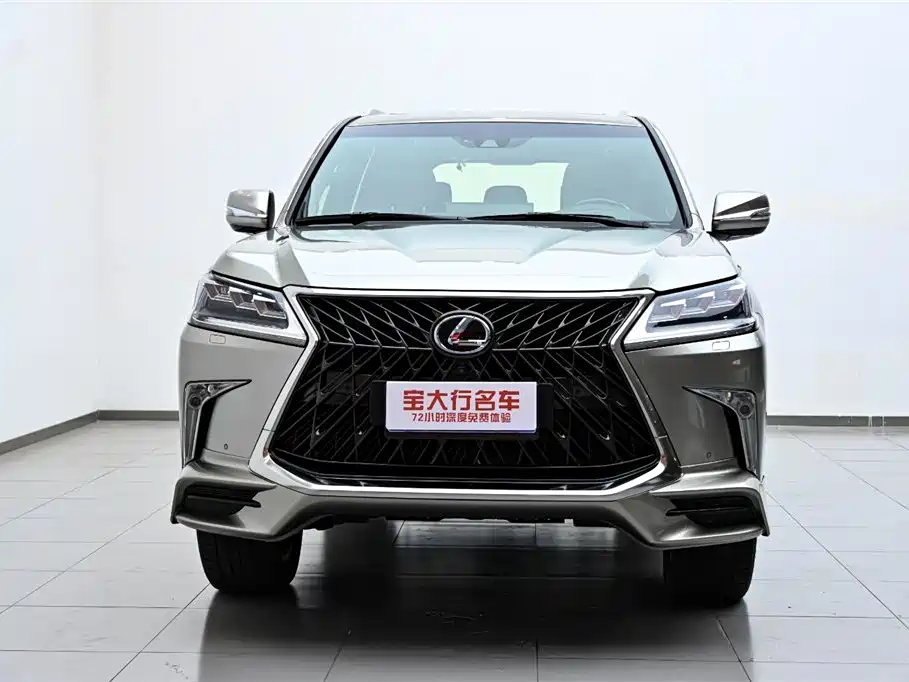 Lexus LX 570 Middle East