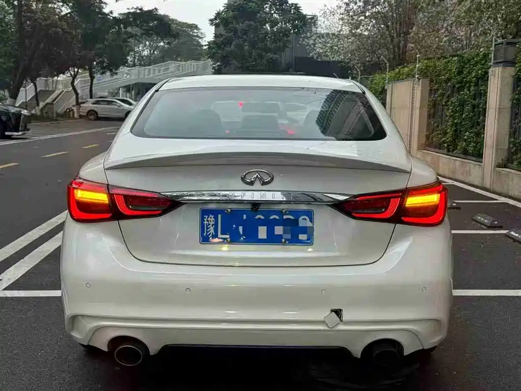 Infiniti Q50 L 2.0 T Comfort CN-V