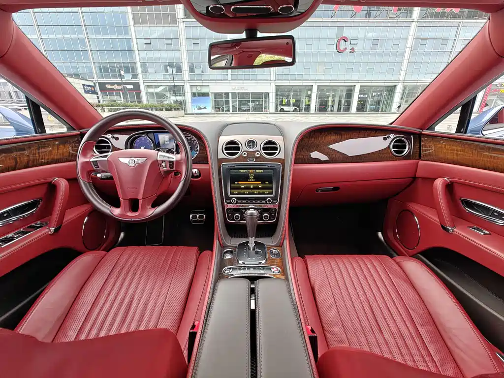 Flying Spur 4.0 T V8 Standard