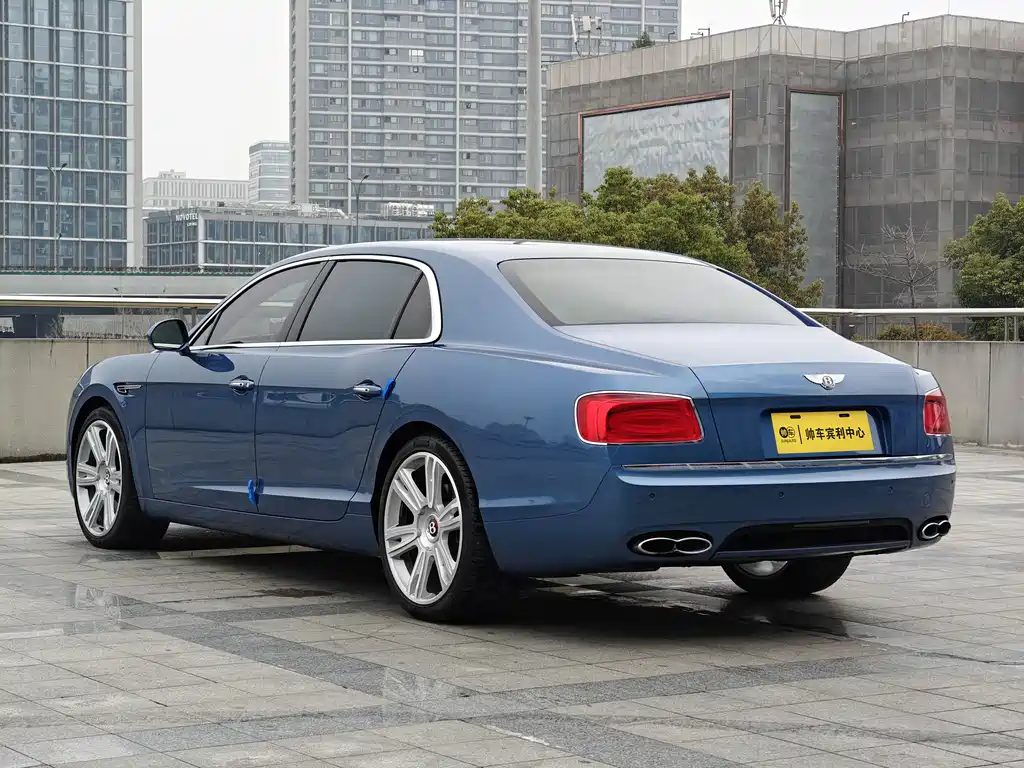 Flying Spur 4.0 T V8 Standard