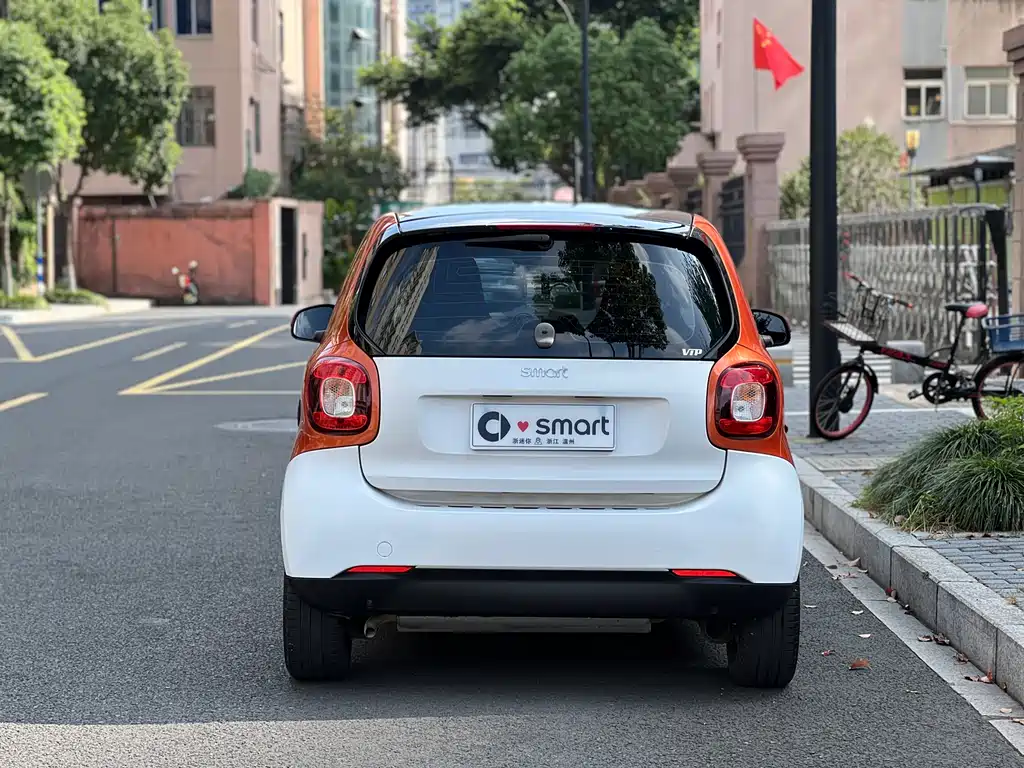 smart fortwo 1.0 L 52 kW Hardtop Passion CN-V