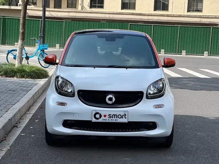 smart fortwo 1.0 L 52 kW Hardtop Passion CN-V
