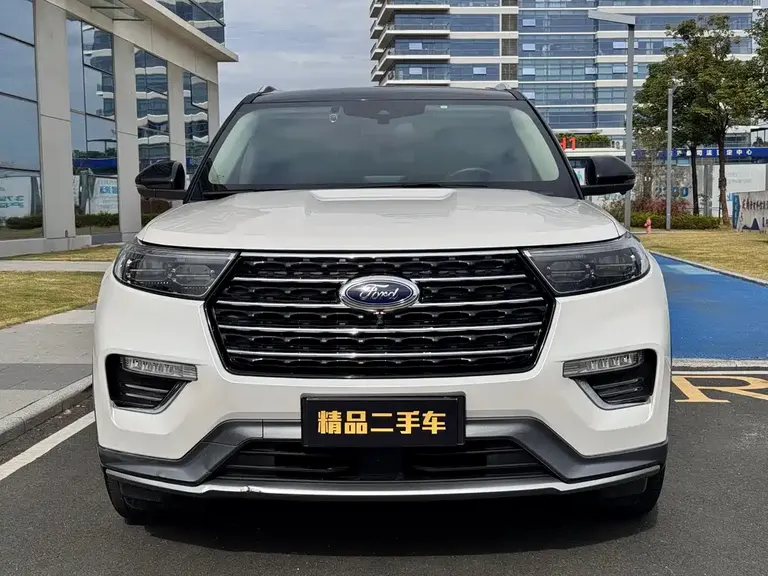 Ford Explorer EcoBoost 285 4 WD Style 6-seat