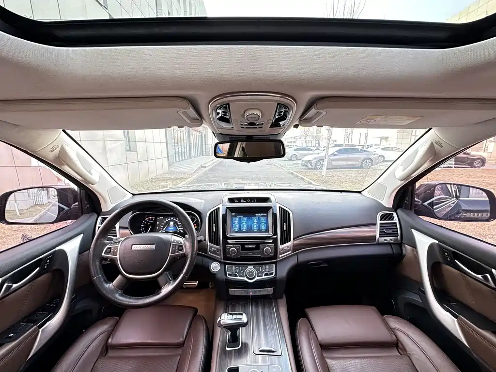 Haval H9 2.0 T Gasoline 4 WD Distinguished 7-seat