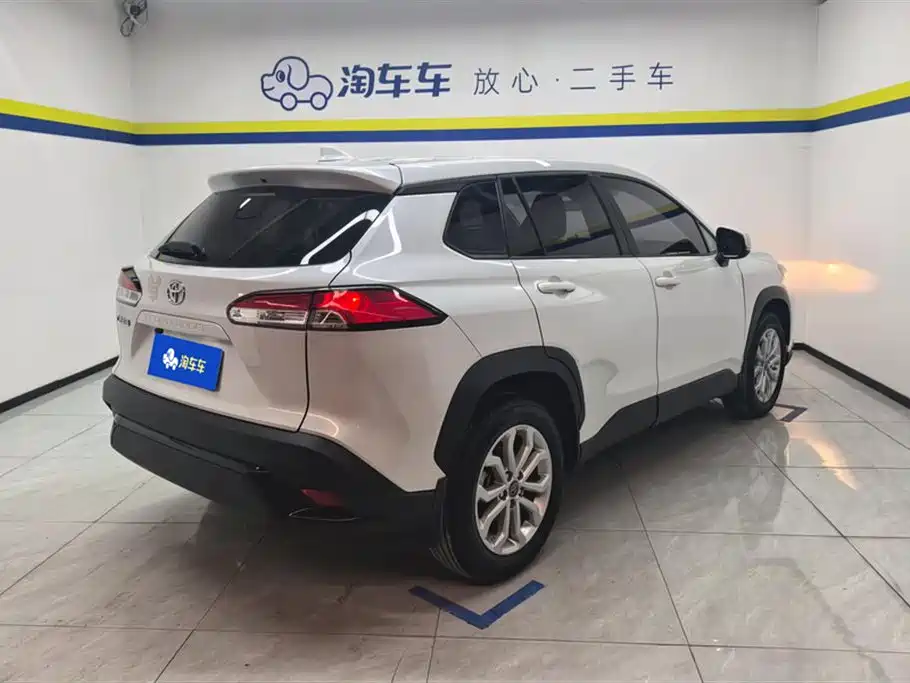 Frontlander 2.0 L CVT Leading