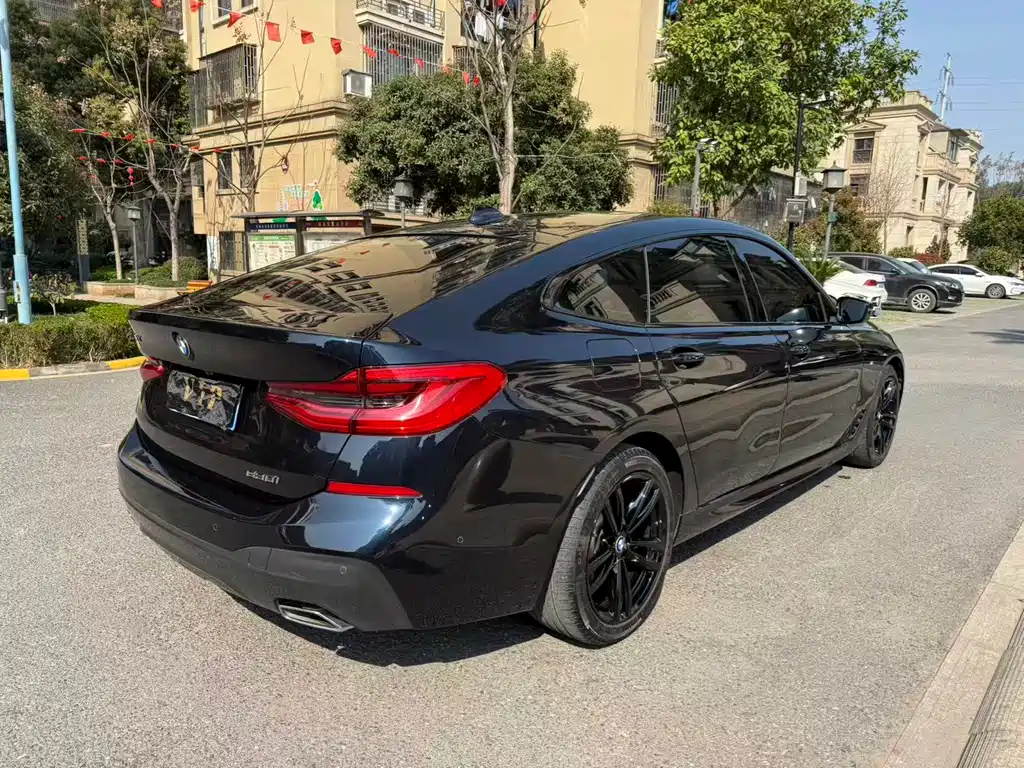 BMW 6 Series GT 630 i M Sport Package