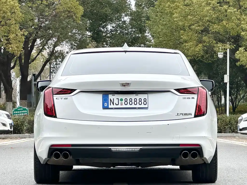 Cadillac CT6 28 T Platinum