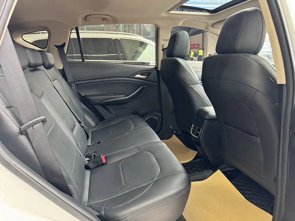 Song Classic 1.5 T Auto Luxury