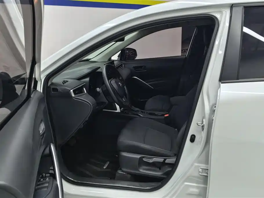 Corolla Cross 2.0 L Smart e-Hybrid Dual Engine Pioneer