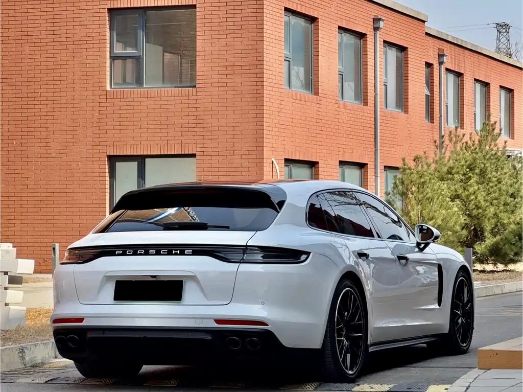 Panamera NEV Panamera 4 E-Hybrid Sport Turism
