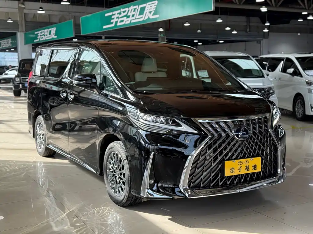 Lexus LM 300 h 7-seat Elegant