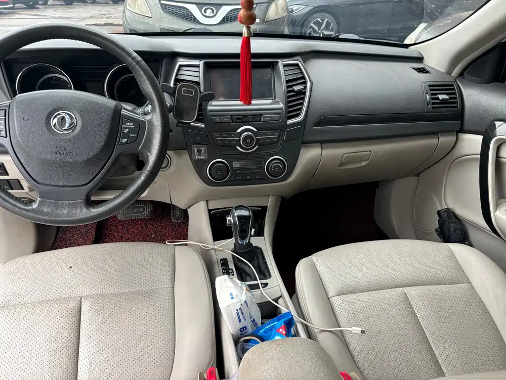 Dongfeng Fengshen A60 1.6 L DCT Distinguished