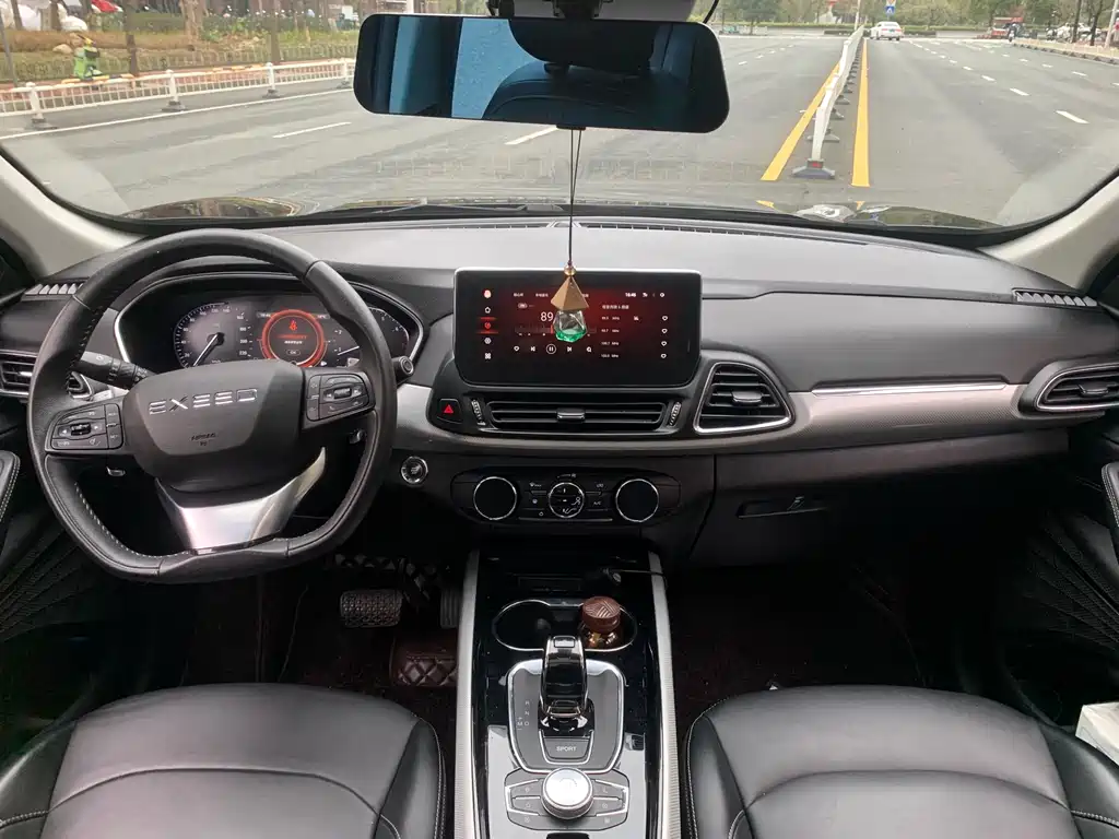 Exeed TX 星途TX 2019款 1.6 T 四驱铂金版