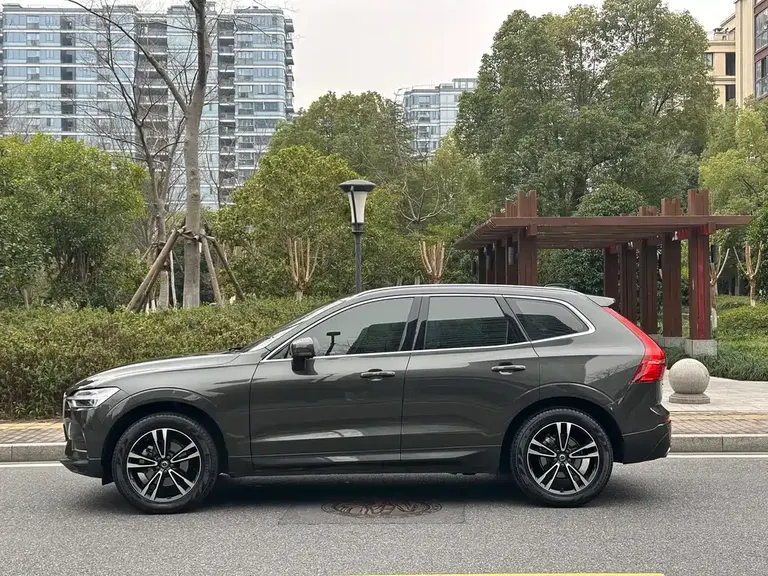 Volvo XC60 T5 4 WD Smart Vision CN-VI