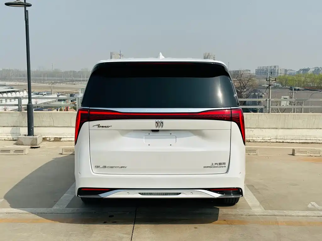 Century 2.0 T 4-seat Private
