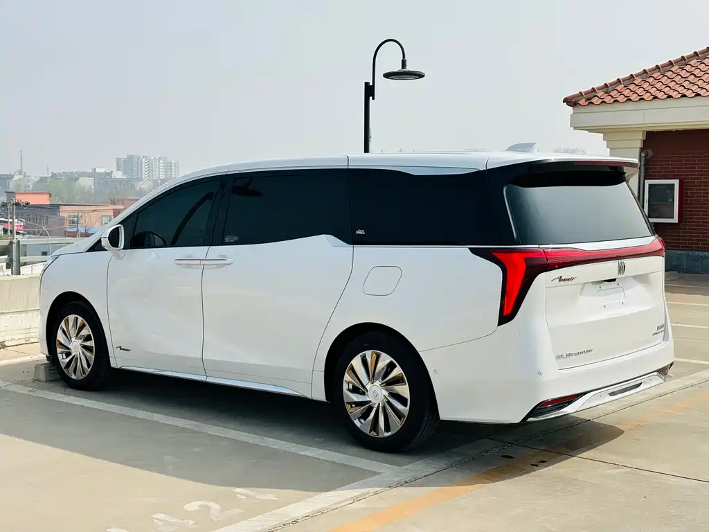 Century 2.0 T 4-seat Private