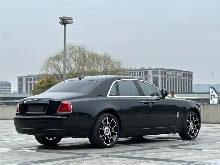 Rolls-Royce Ghost 6.6 T Standard
