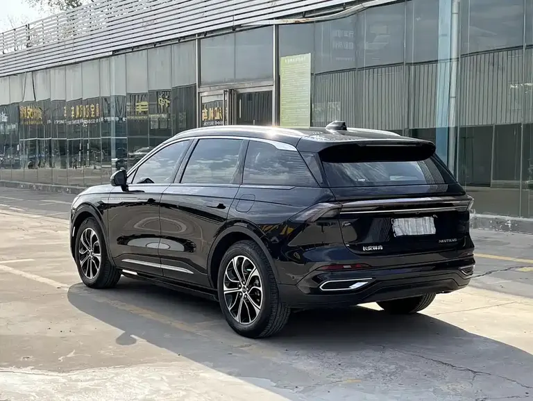 Lincoln Nautilus 2.0 T 4 WD Comfort Supreme