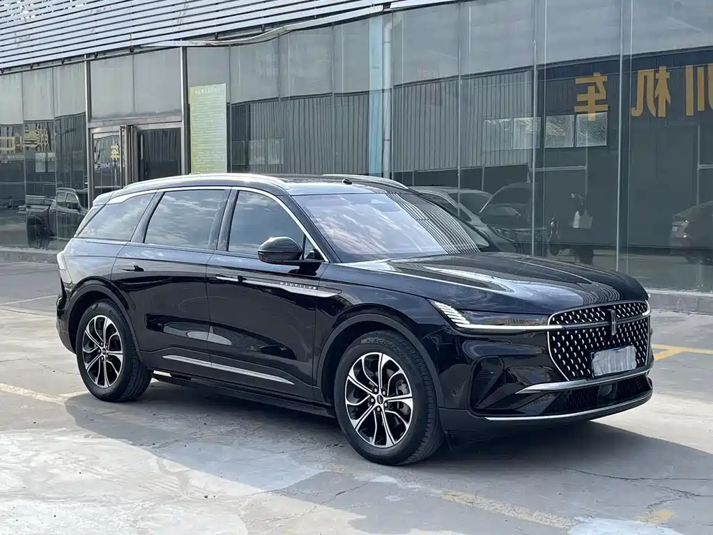 Nautilus 2.0 T 4 WD Comfort Supreme