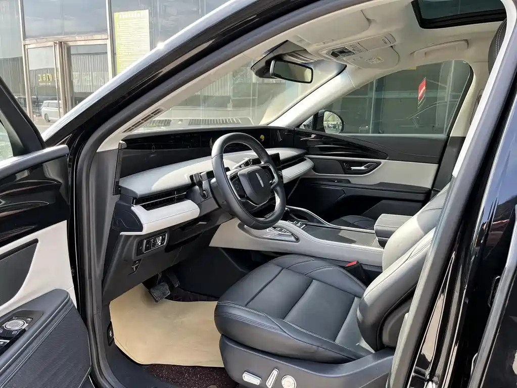 Nautilus 2.0 T 4 WD Comfort Supreme