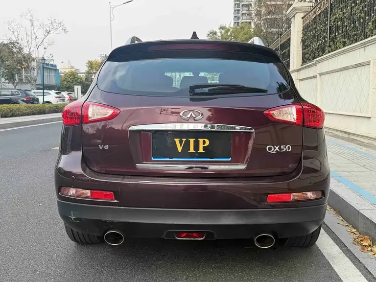 Infiniti QX50 (Import) 2.5 L 2 WD Grace