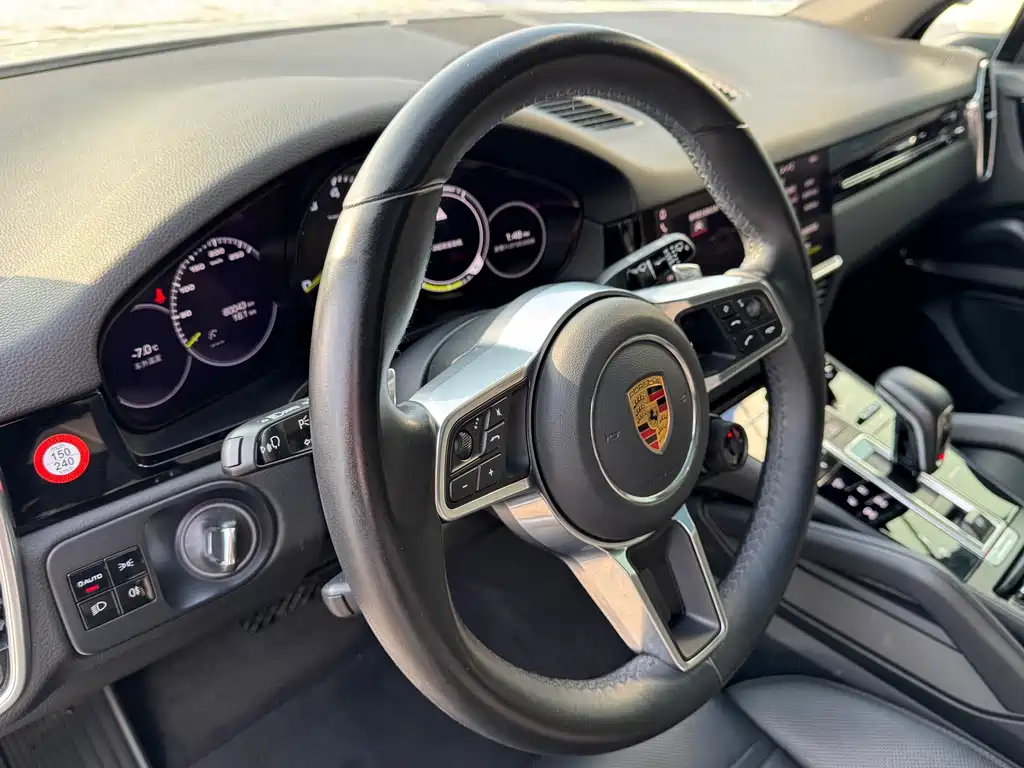 Cayenne NEV Cayenne E-Hybrid 2.0 T