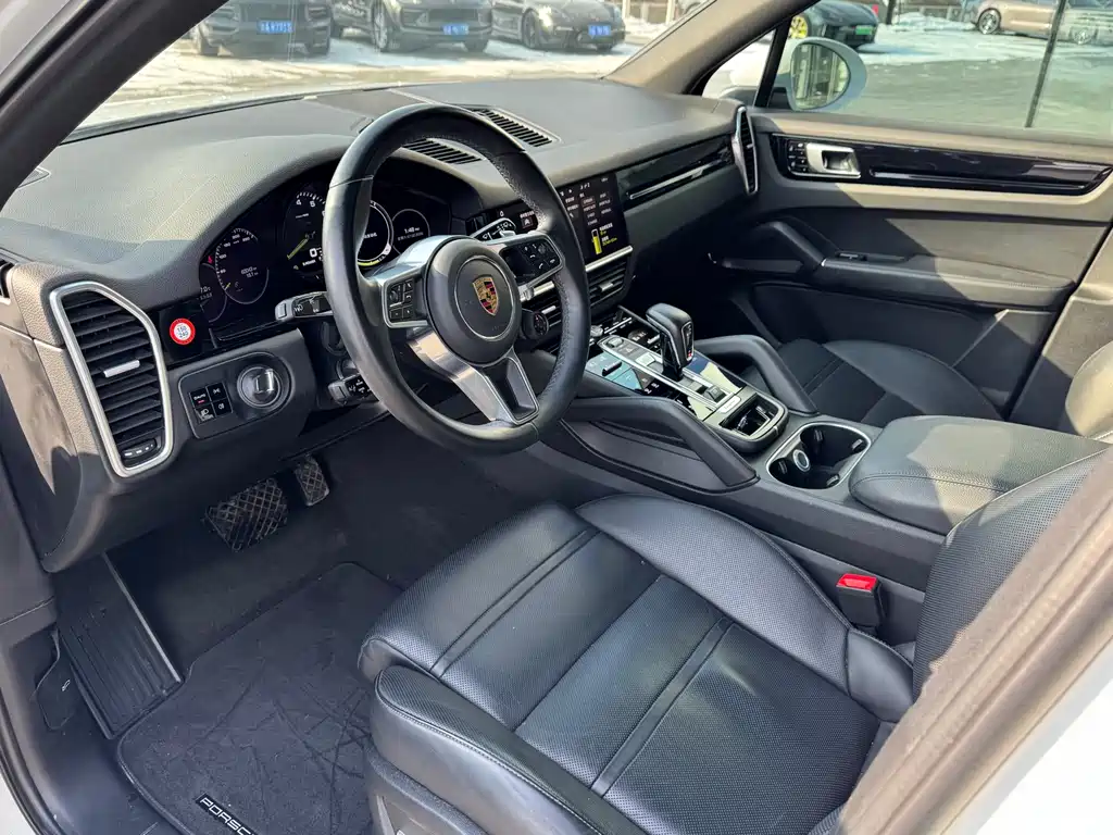 Cayenne NEV Cayenne E-Hybrid 2.0 T