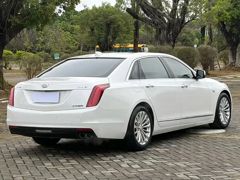 Cadillac CT6 28 T Elite