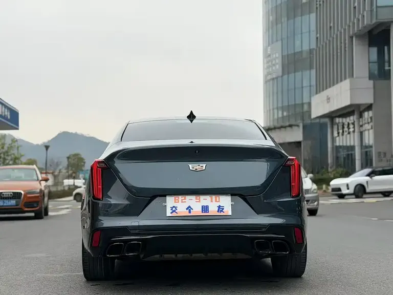 Cadillac CT4 28 T Luxury