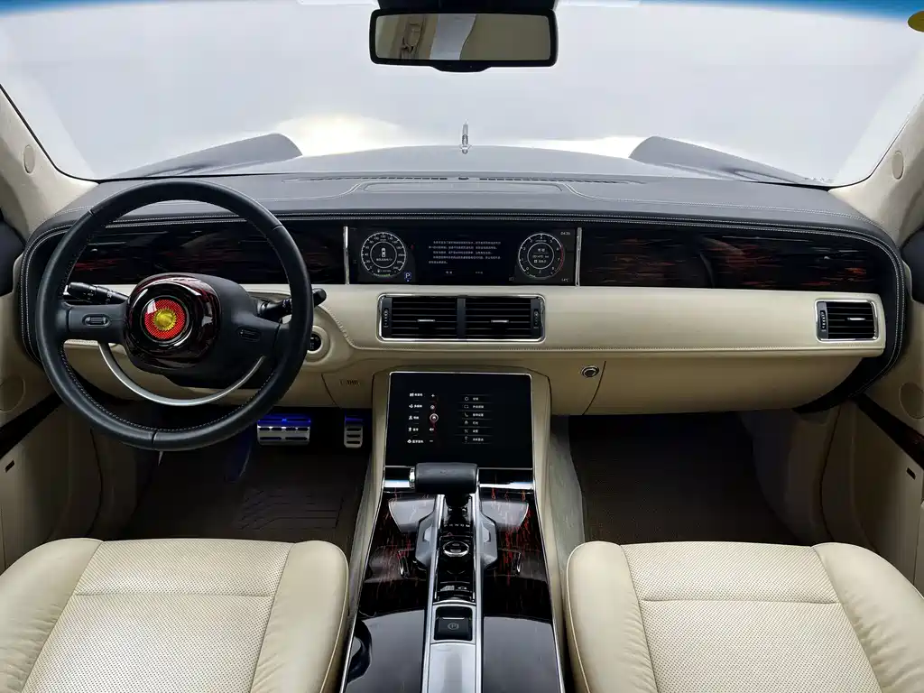 Hongqi Jinkuihua Guoli 6.0 L Banner Supreme
