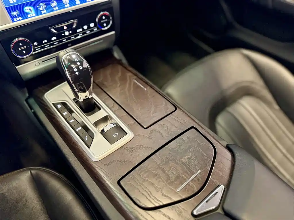 Quattroporte 3.0 T Standard