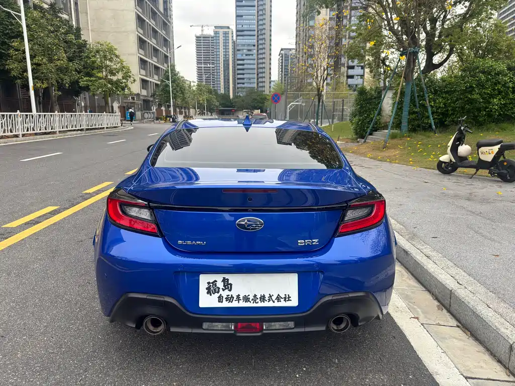 Subaru BRZ 2.4 L Manual