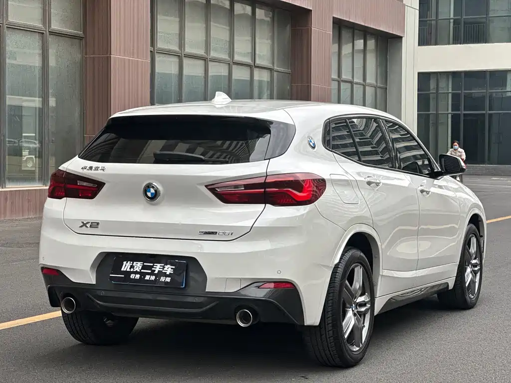 BMW X2 sDrive25 i M Sport Package