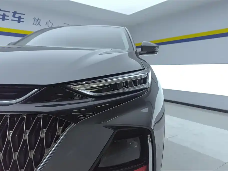 Changan Oshan X7 PLUS Smooth Enjoyment 1.5 T Auto Smart Enjoyment 7-seat
