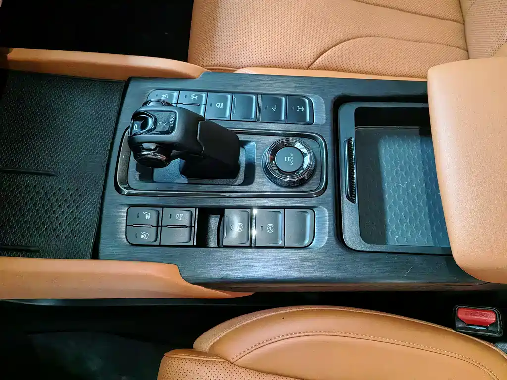 Haval H9 2.0 T Gasoline 4 WD Extreme Realm