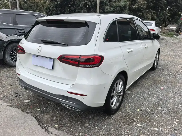 Mercedes-Benz B-Class B 200 Fashion