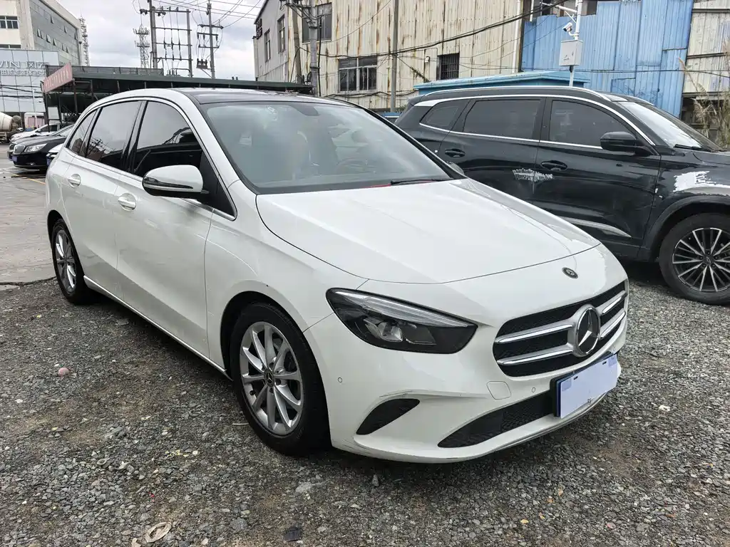 Mercedes-Benz B-Class B 200 Fashion