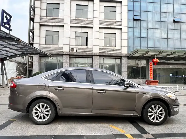 Ford Mondeo (Zhisheng) 2.3 L Fashion